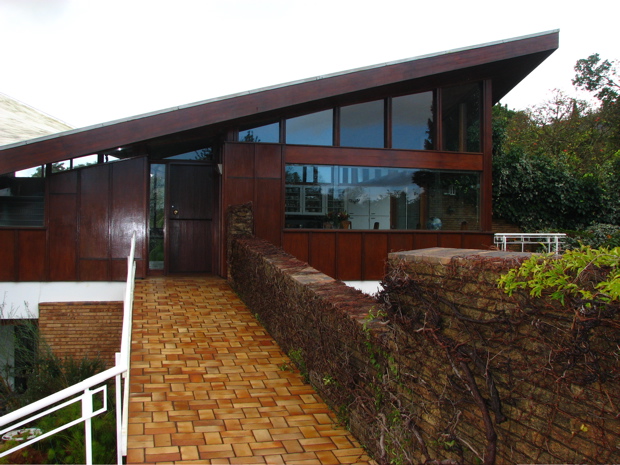 Entrance and dining room