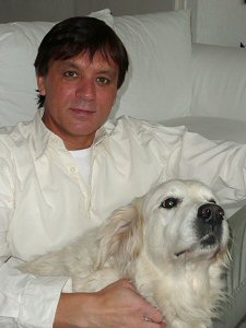 Louis Krüger and snowy dog